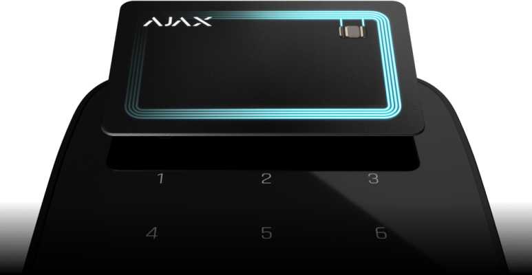 AJAX Pass: Krypteret Kontaktløst Nøglekort til Bekvem Adgangskontrol